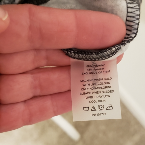 NWT Soybu Activewear tank size L - Picture 8 of 11